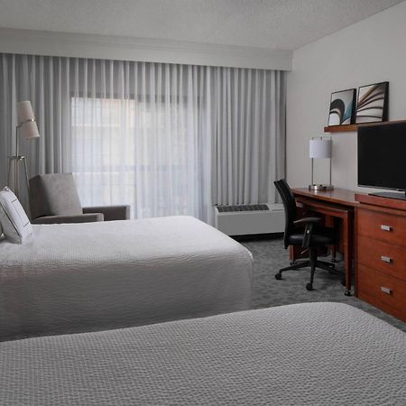 Courtyard By Marriott Jacksonville At The Mayo Clinic Campus/Beaches Ngoại thất bức ảnh