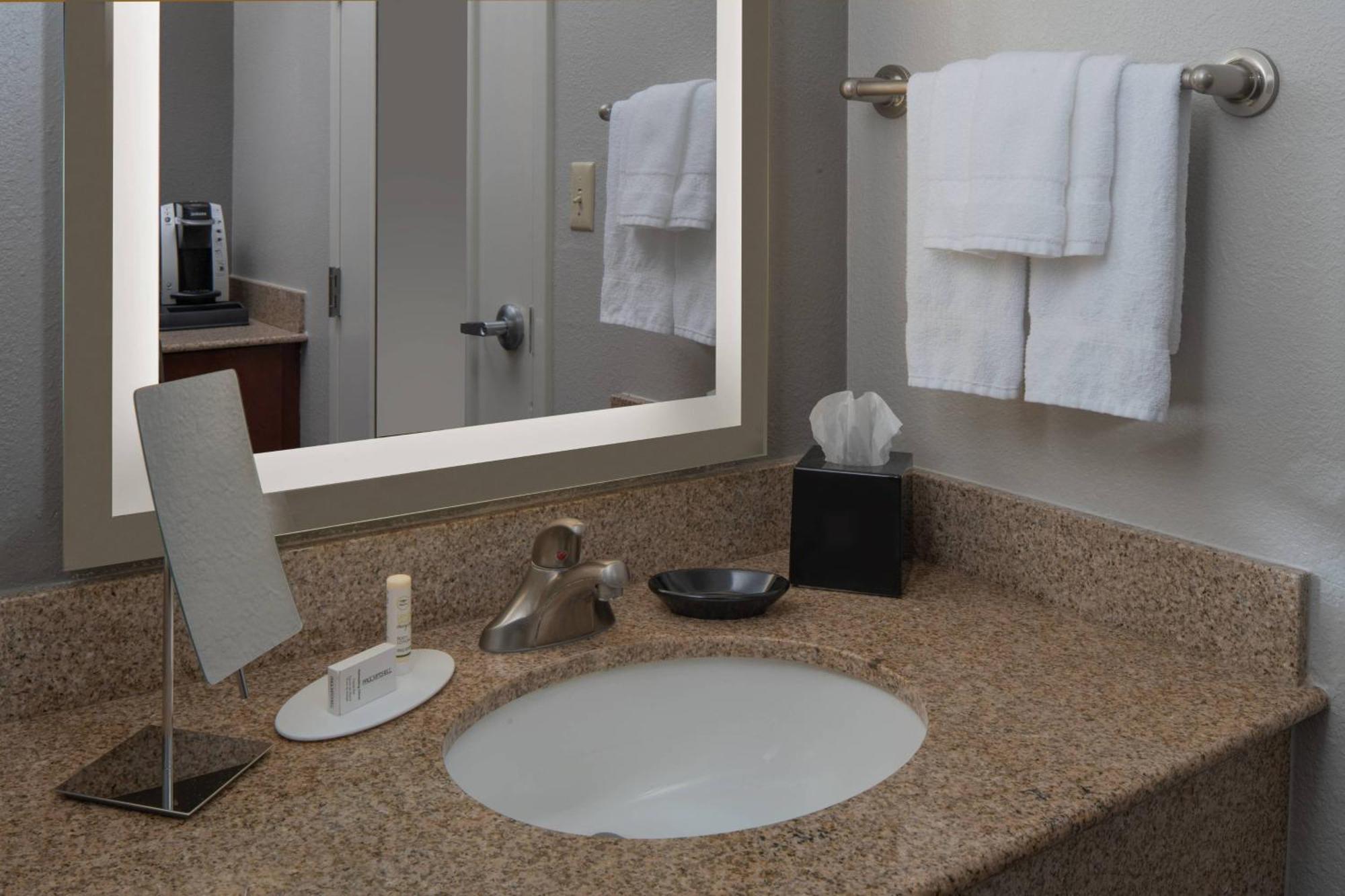 Courtyard By Marriott Jacksonville At The Mayo Clinic Campus/Beaches Ngoại thất bức ảnh