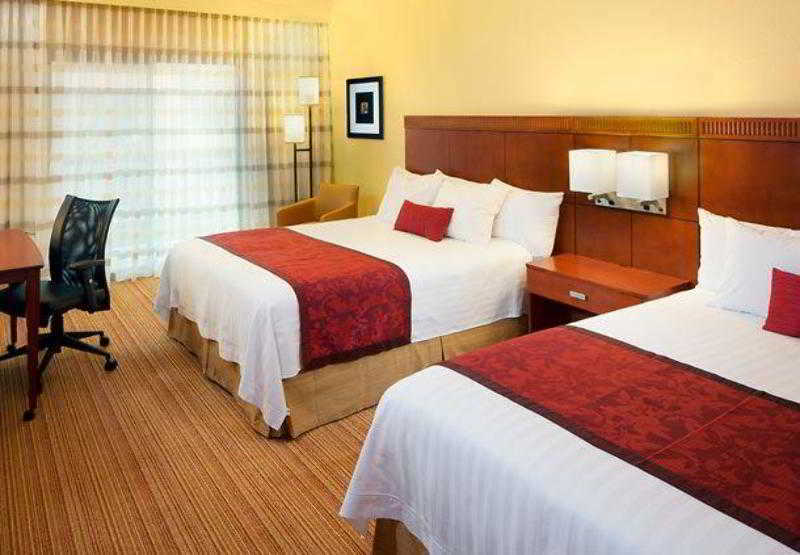 Courtyard By Marriott Jacksonville At The Mayo Clinic Campus/Beaches Ngoại thất bức ảnh