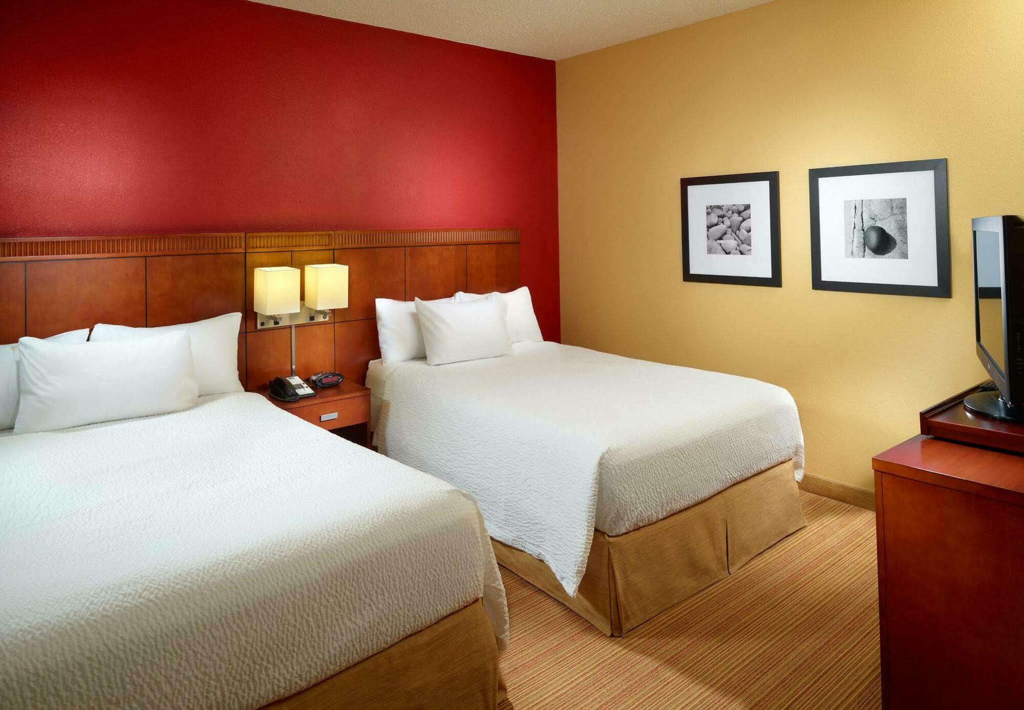 Courtyard By Marriott Jacksonville At The Mayo Clinic Campus/Beaches Ngoại thất bức ảnh